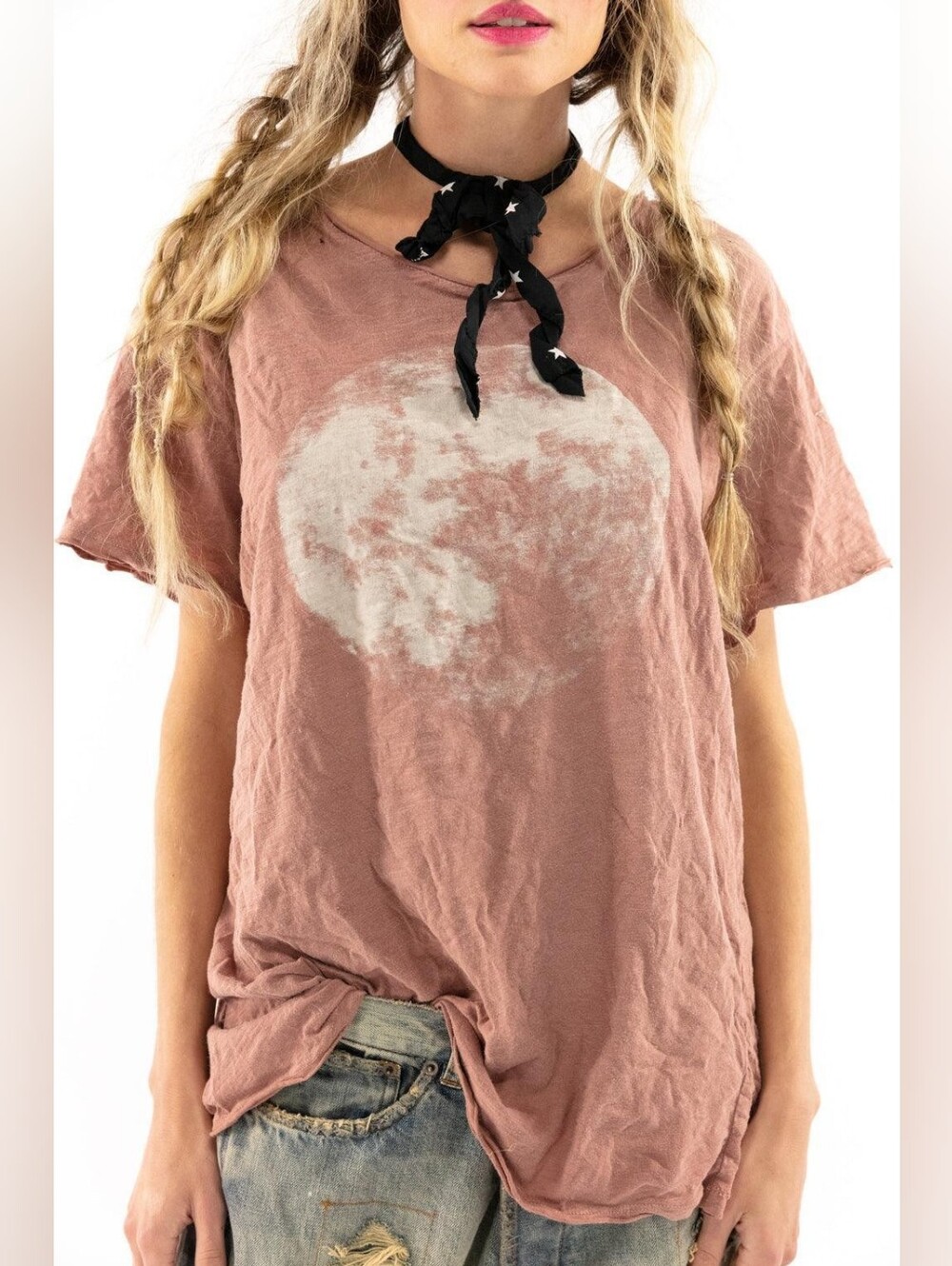 Magnolia Pearl Moon Graphic Tee